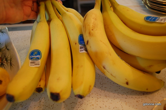 Dehydrating Bananas